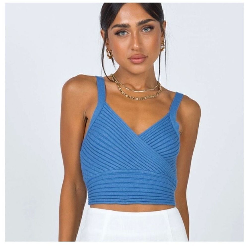 Princess Polly midriff top medium